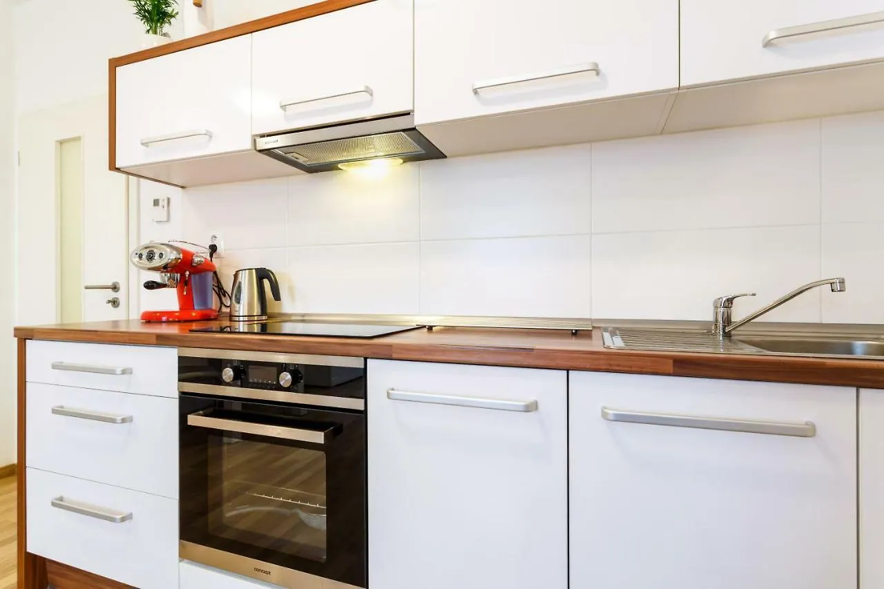 Golden Apartments Rezidence Nova Karolina Острава